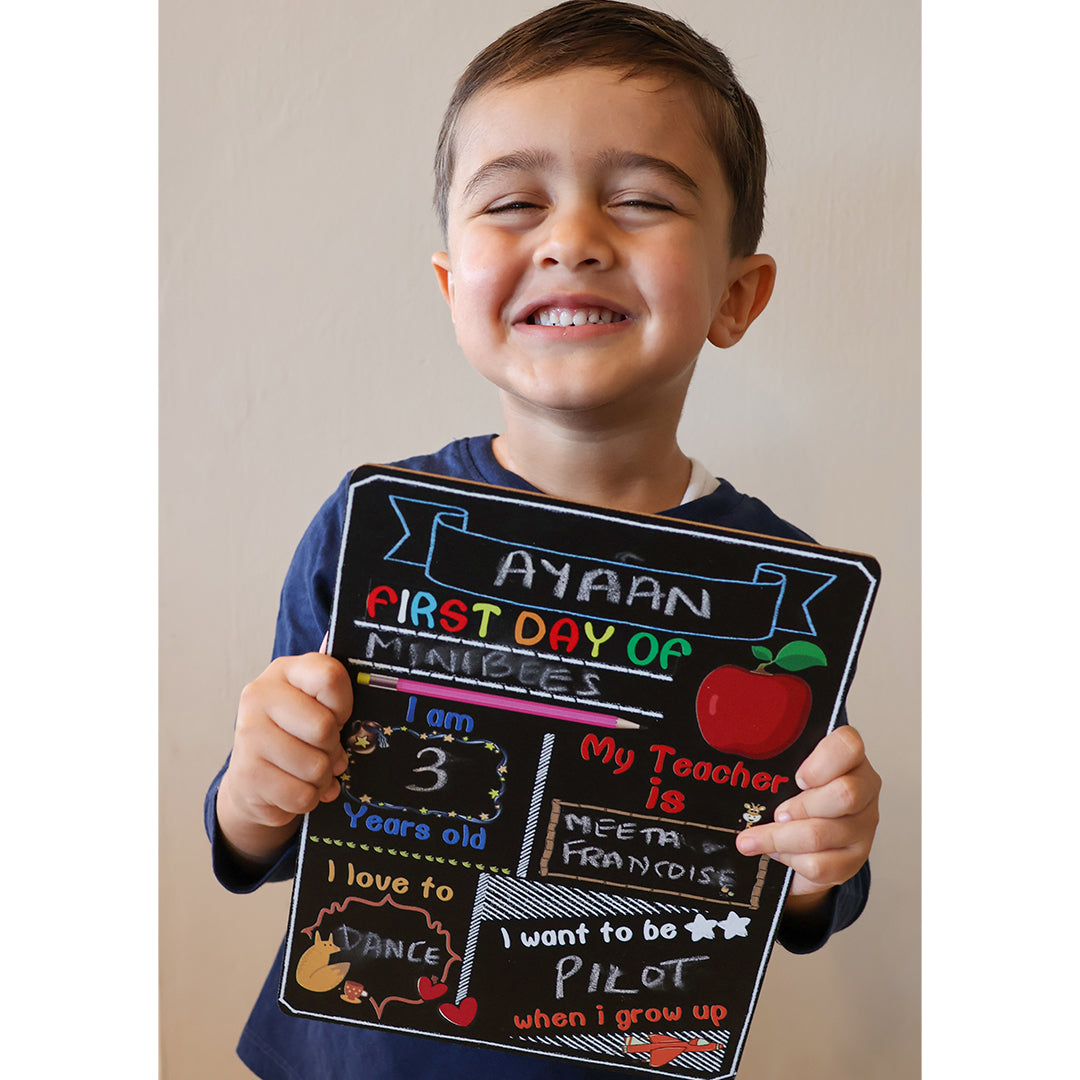 Chalkboard Chronicles : School Year Recorder