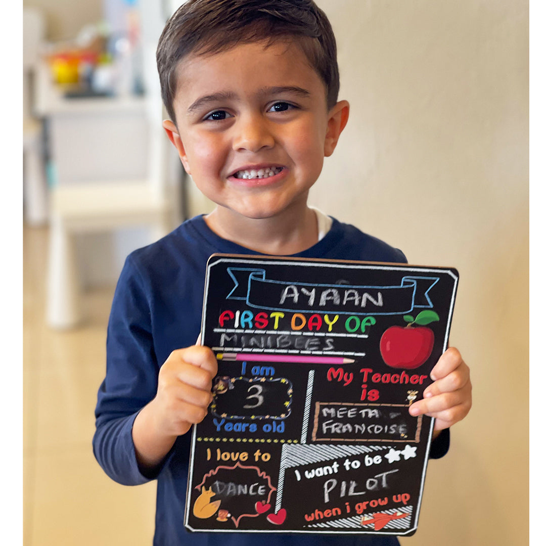 Chalkboard Chronicles : School Year Recorder